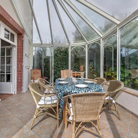 Дом отдыха Maison Pour 6 A A 270m De La *