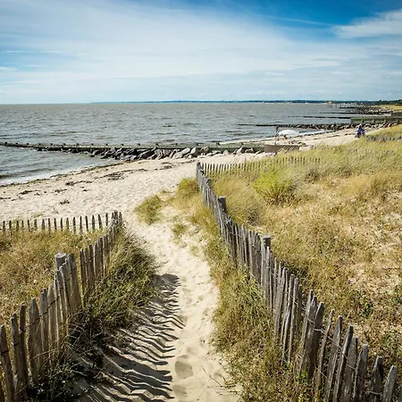 Maison Pour 6 A A 270m De La Дом отдыха