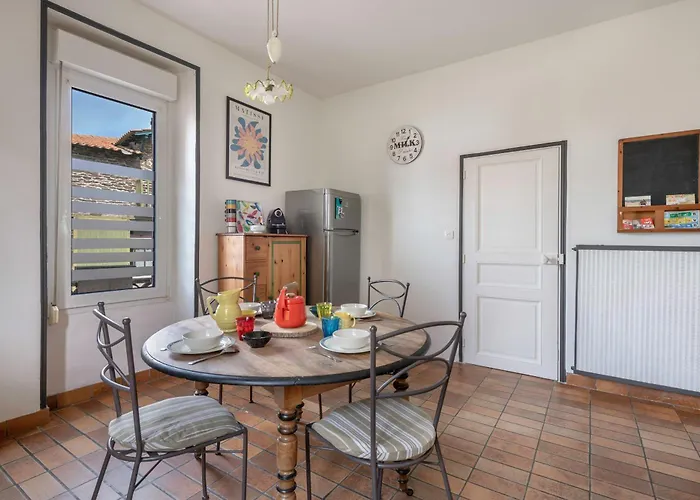 Maison Pour 6 A A 270m De La *